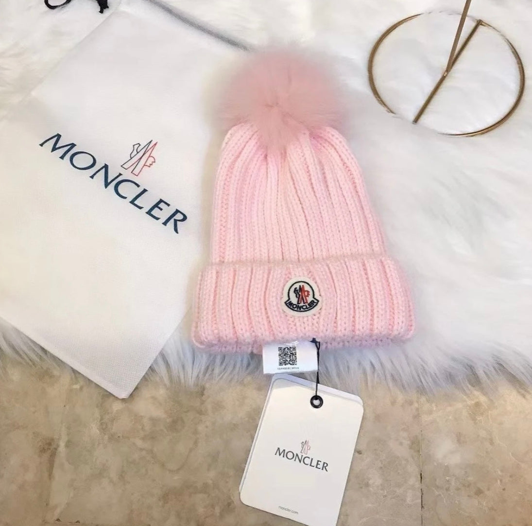 M Beanie
